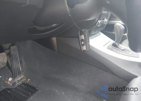 2008 BMW 328I z USA, uszkodzony, nr VIN WBAVA33568KX86654